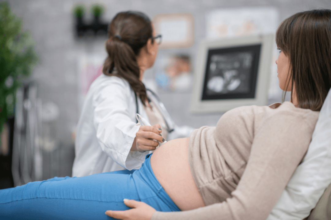 Monitoring and care during high-risk pregnancy